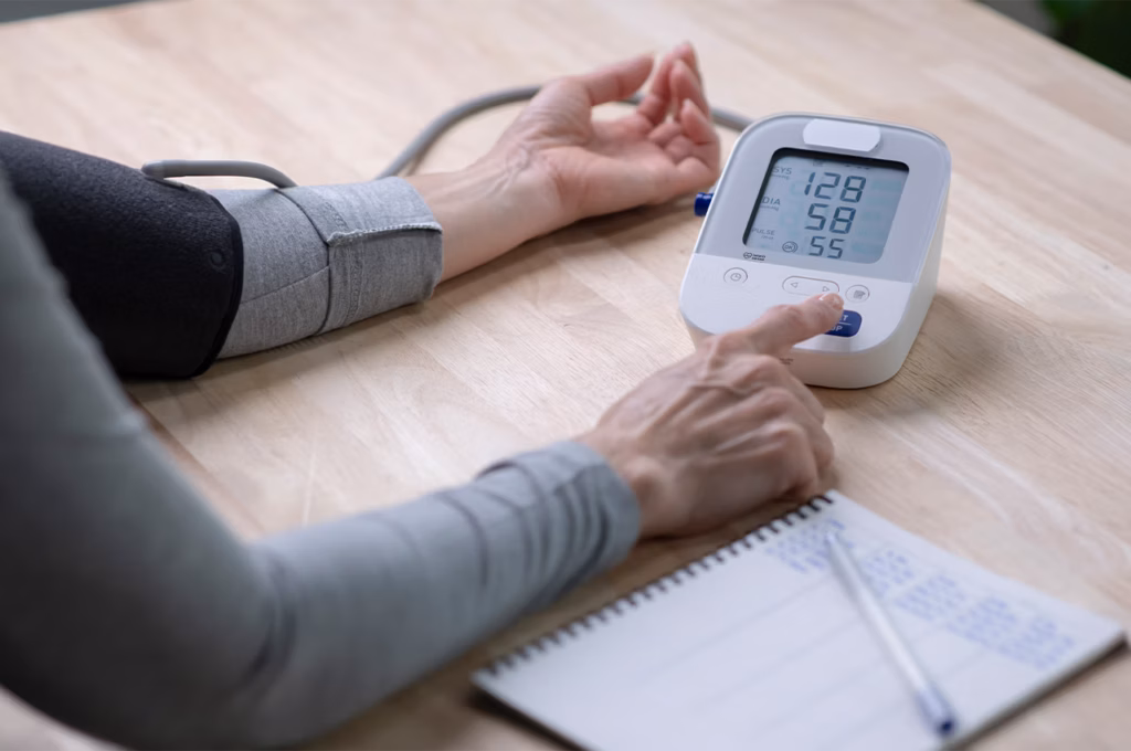 tansiyon hangi koldan ölçülür