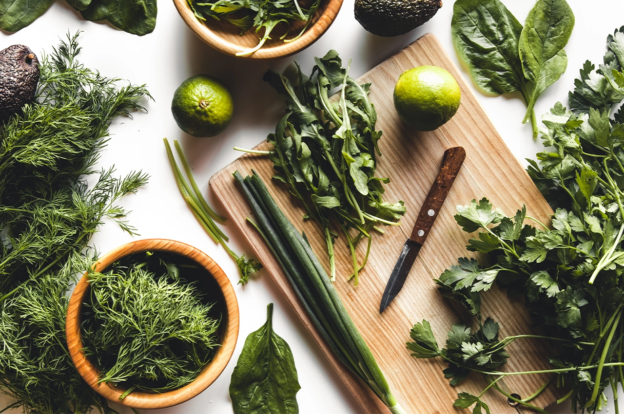 yeşil yapraklı sebzeler