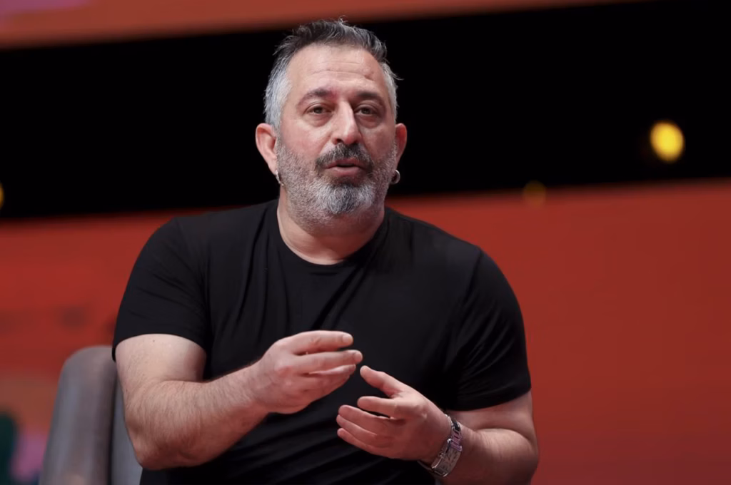 Cem yılmaz hastaneye kaldırıldı
